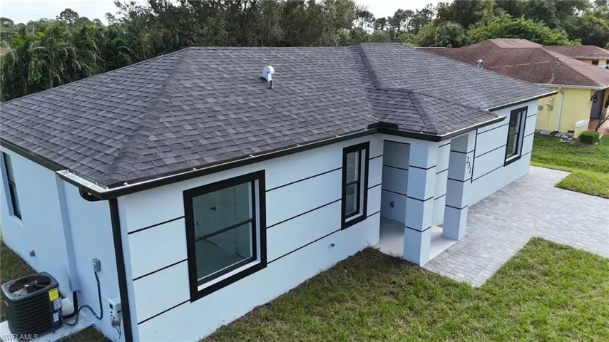 231 Wanatah Ave, Lehigh Acres, Florida 33974