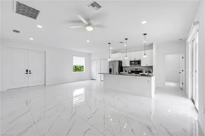 3305 62nd ST W, LEHIGH ACRES FL 33971