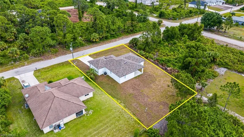 3305 62nd ST W, LEHIGH ACRES FL 33971