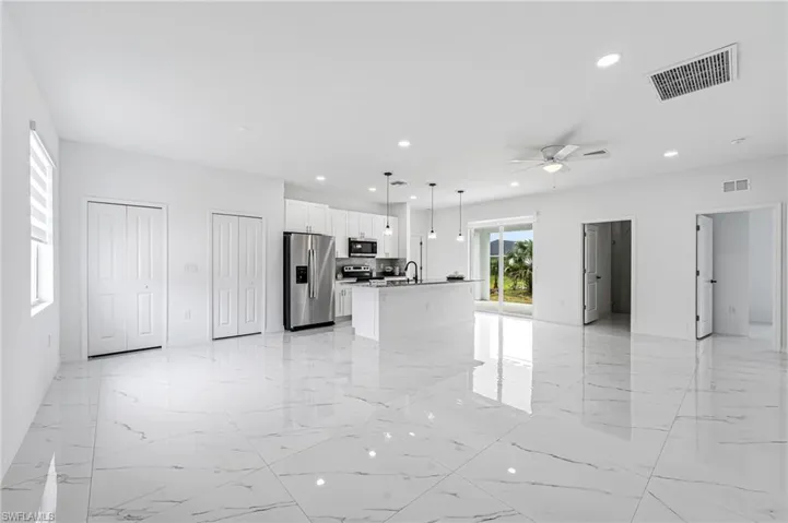 3305 62nd ST W, LEHIGH ACRES FL 33971