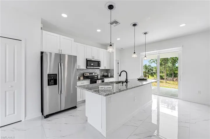 3305 62nd ST W, LEHIGH ACRES FL 33971