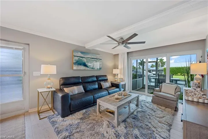 330 Kon Tiki Dr C7, Naples, Florida 34113