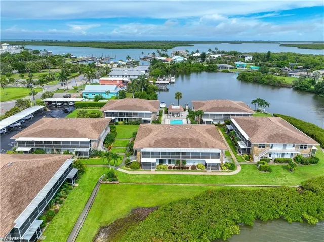330 Kon Tiki Dr C7, Naples, Florida 34113