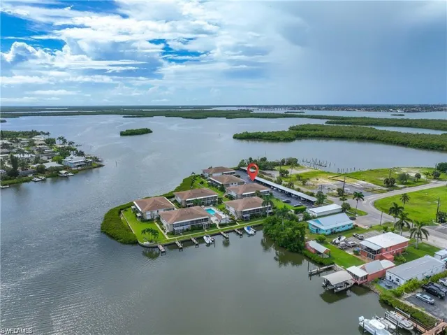 330 Kon Tiki Dr C7, Naples, Florida 34113