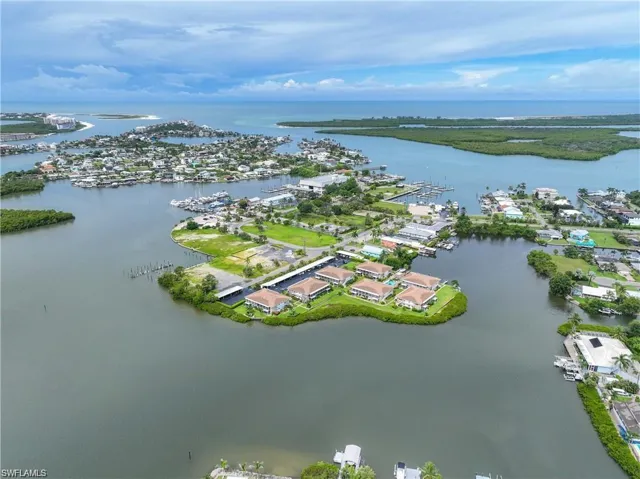 330 Kon Tiki Dr C7, Naples, Florida 34113