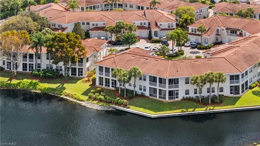This residence is an end unit. More windows and light! No neighboring residence. More privacy!