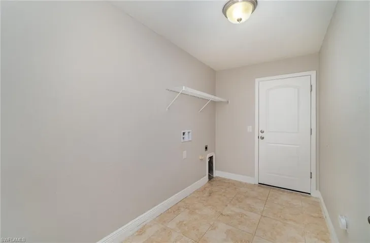 3423 NE 12th AVE, CAPE CORAL FL 33909