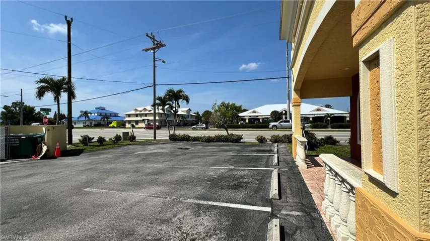 131  Del Prado S BLVD, Cape Coral, FL 33990