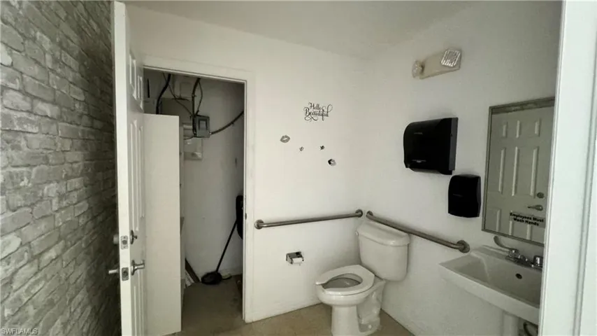 131  Del Prado S BLVD, Cape Coral, FL 33990