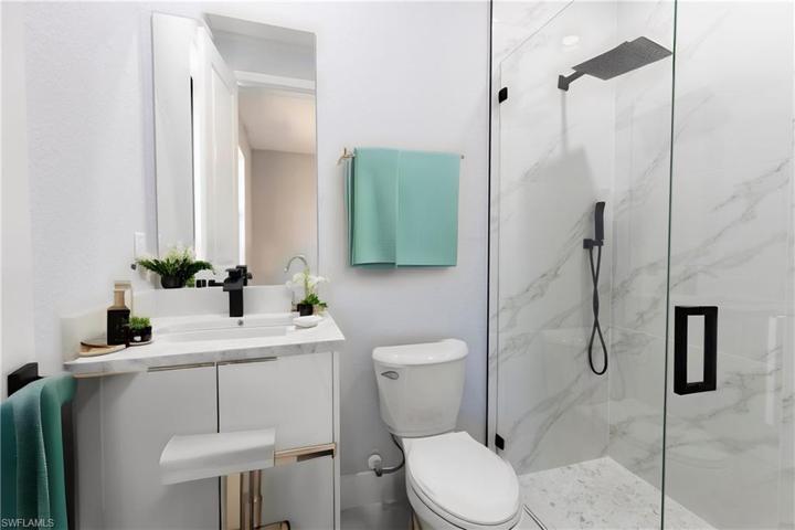 Virtual stage bathroom3