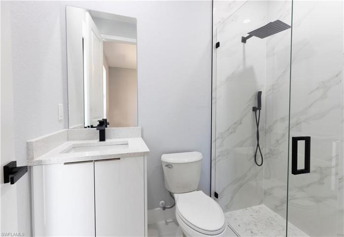 unfurnished bathroom3