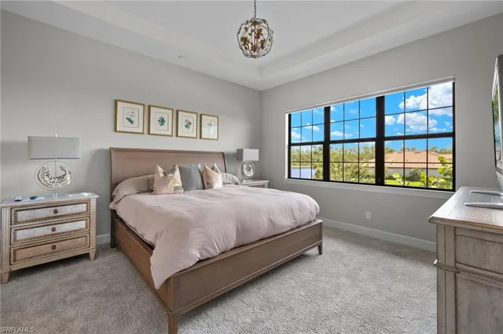 9645  MONTELANICO  LOOP, Naples, FL 34119