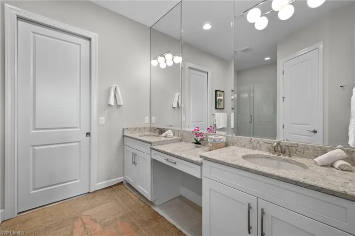 9645  MONTELANICO  LOOP, Naples, FL 34119