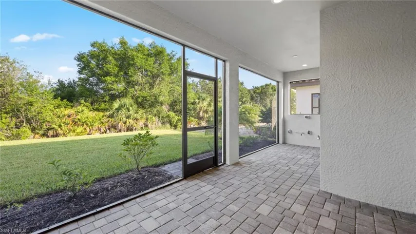 3045  Heritage Pines  DR, Fort Myers, FL 33905