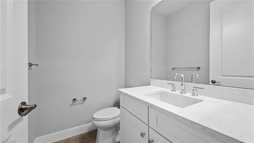 3045  Heritage Pines  DR, Fort Myers, FL 33905