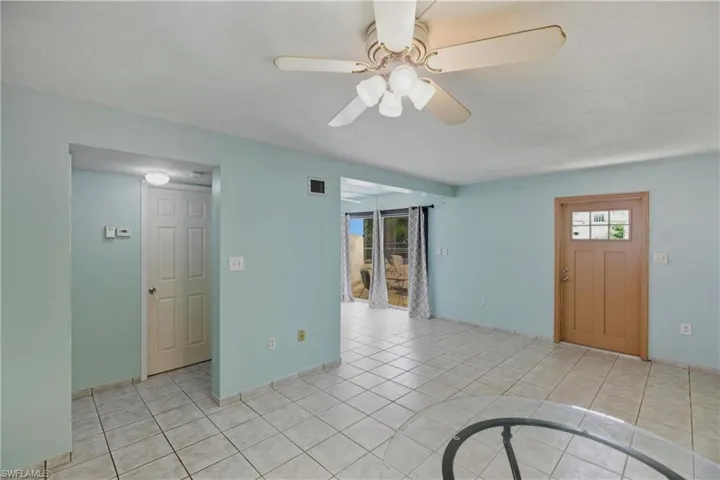 4931  Vincennes  CT, Cape Coral, FL 33904