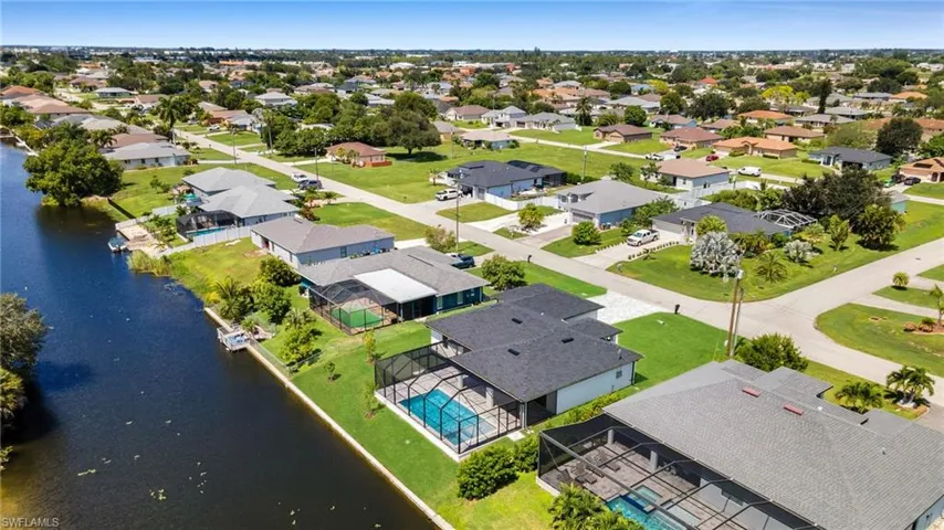 634 Se 1st Ter, Cape Coral, Florida 33990