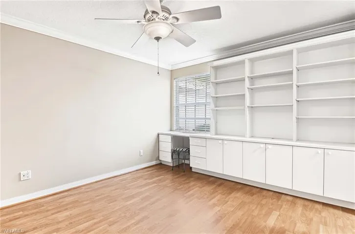 5821 Drummond Way, Naples, Florida 34119