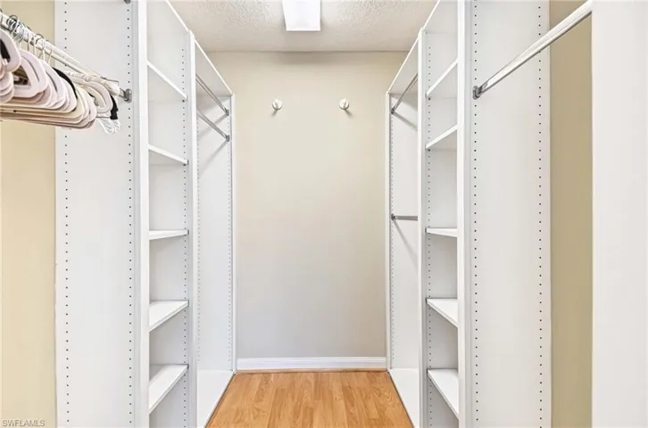 5821 Drummond Way, Naples, Florida 34119
