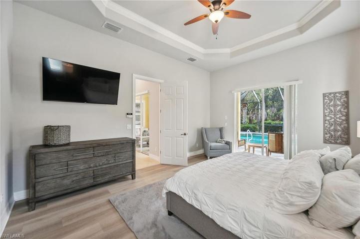 388  Cypress W WAY, Naples, FL 34110