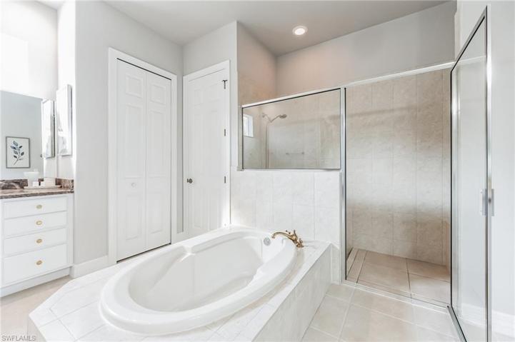 388  Cypress W WAY, Naples, FL 34110