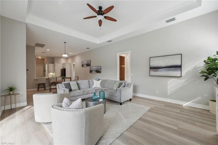 388  Cypress W WAY, Naples, FL 34110