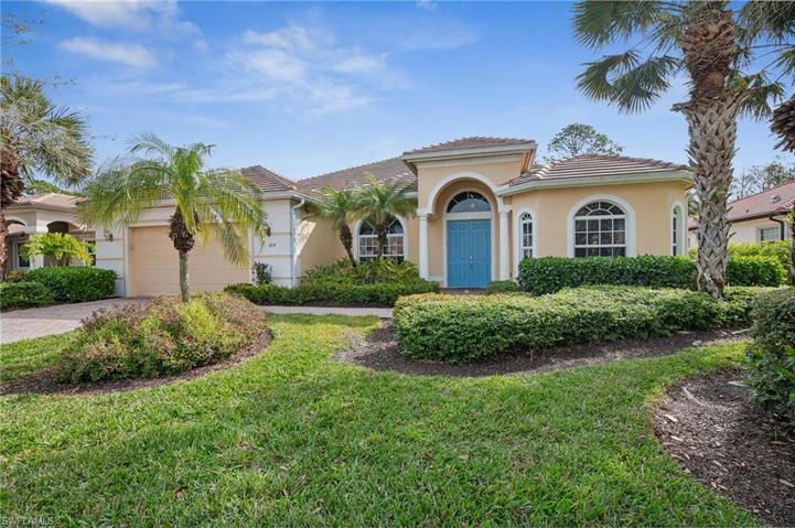 388  Cypress W WAY, Naples, FL 34110