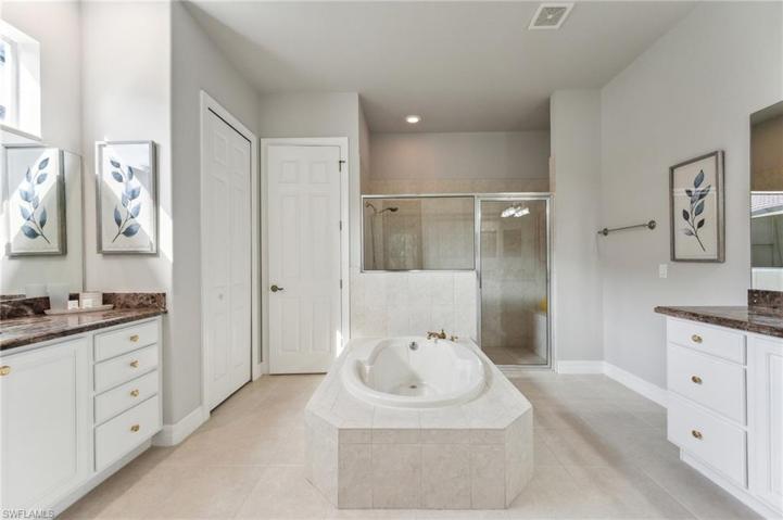 388  Cypress W WAY, Naples, FL 34110