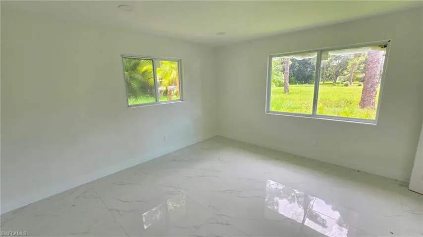 3689 Liberty Sq, Fort Myers, Florida 33908