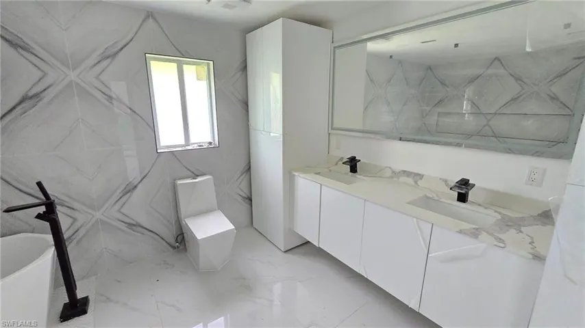 3689 Liberty Sq, Fort Myers, Florida 33908