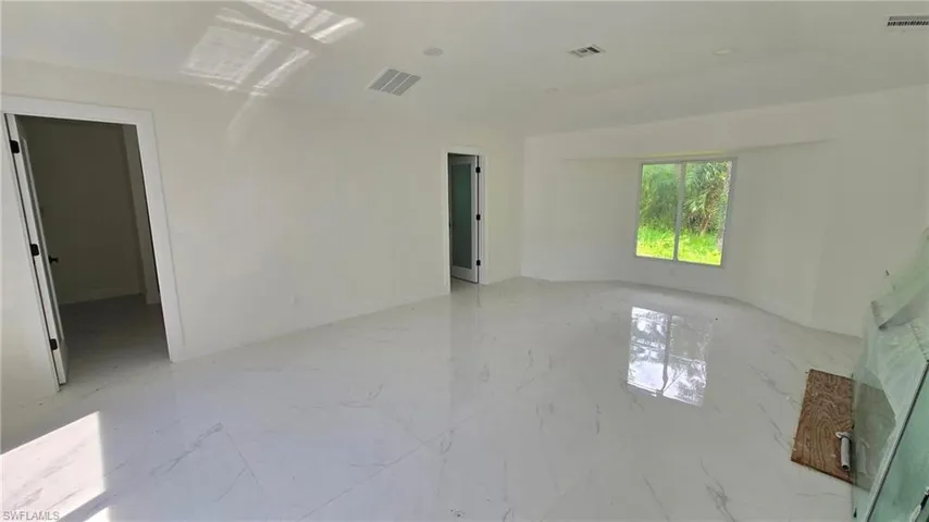 3689 Liberty Sq, Fort Myers, Florida 33908