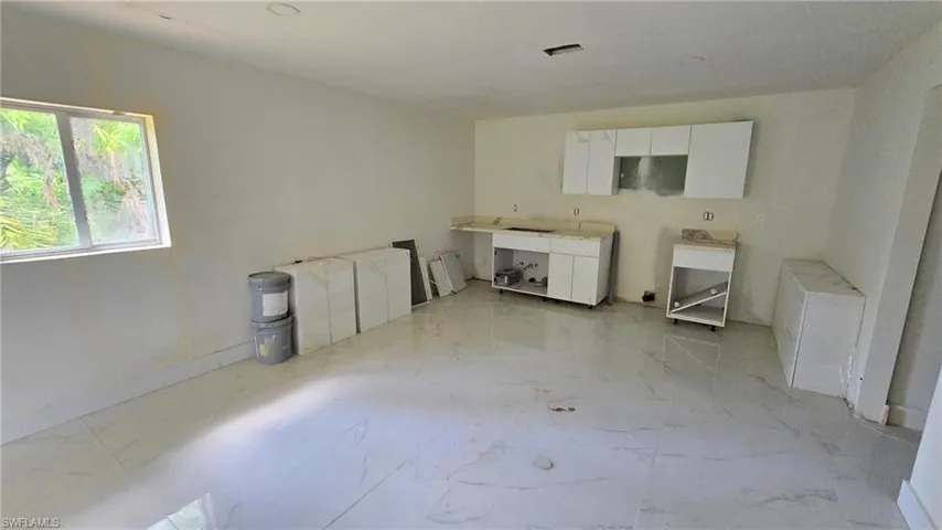 3689 Liberty Sq, Fort Myers, Florida 33908