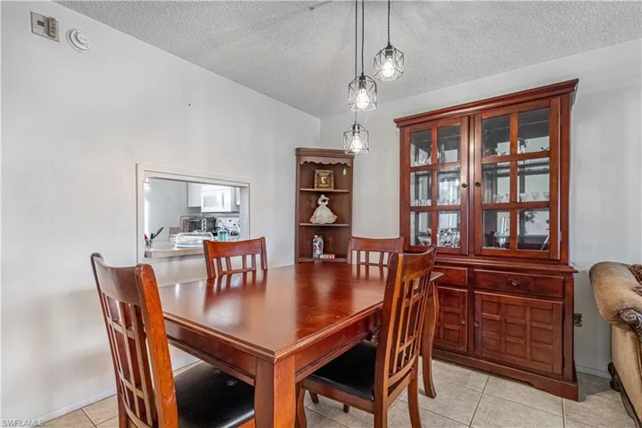 1828 Pine Valley Dr 309, Fort Myers, Florida 33907