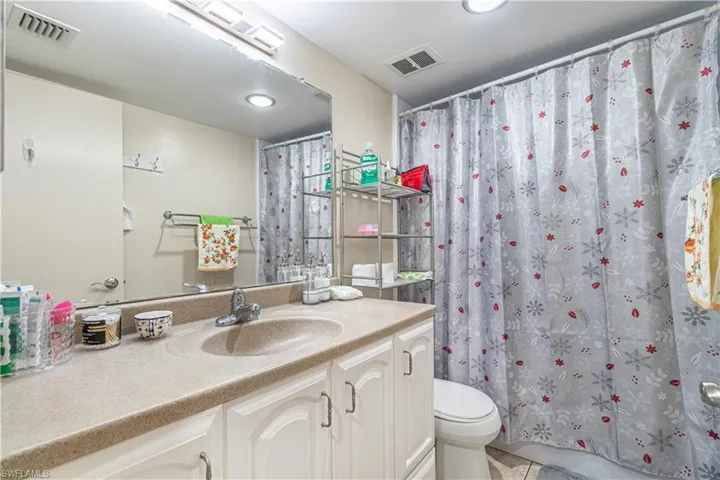 1828 Pine Valley Dr 309, Fort Myers, Florida 33907