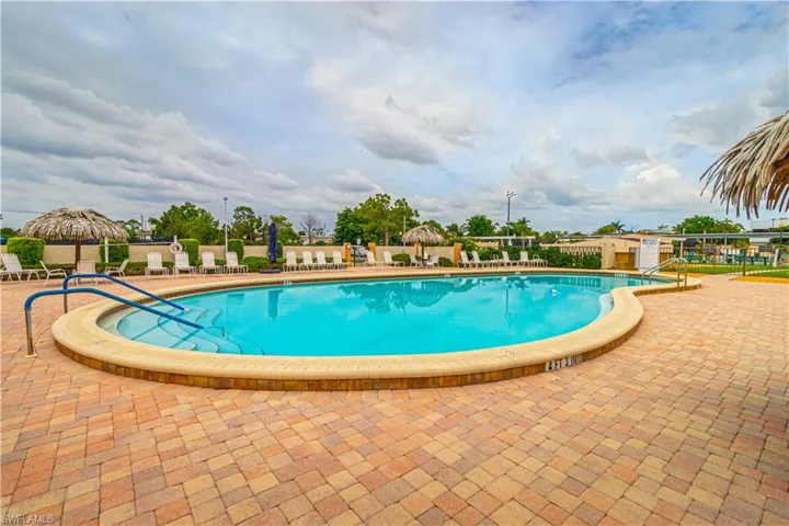 1828 Pine Valley Dr 309, Fort Myers, Florida 33907
