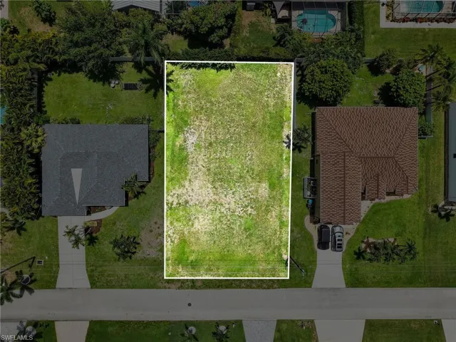5235 27th Pl, Cape Coral, Florida 33914