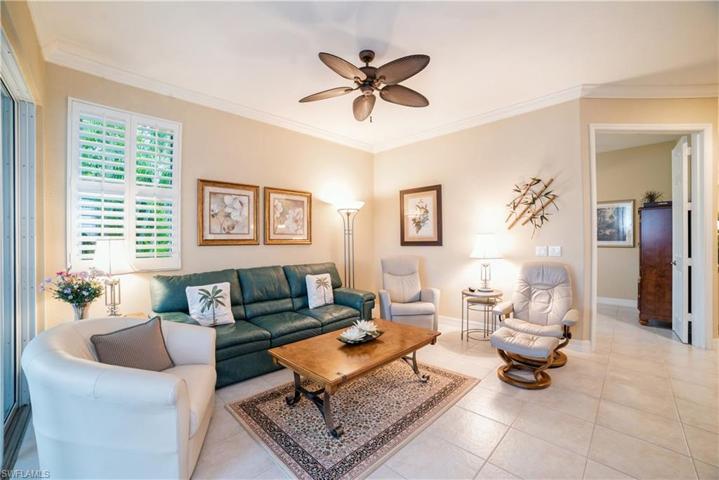 15124  Sterling Oaks  DR, Naples, FL 34110