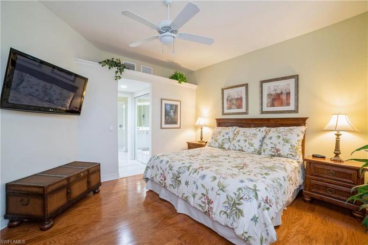 15124  Sterling Oaks  DR, Naples, FL 34110