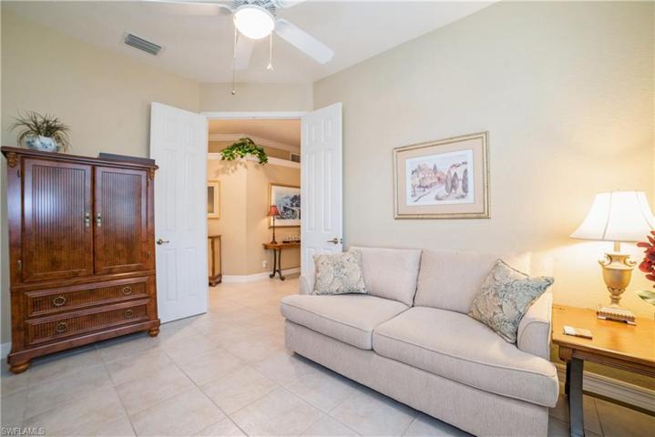 15124  Sterling Oaks  DR, Naples, FL 34110