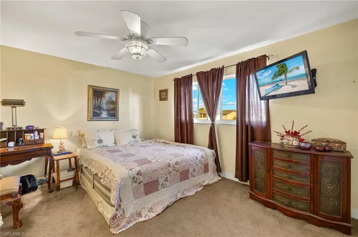 1024 NE Pine Island  LN, Cape Coral, FL 33909