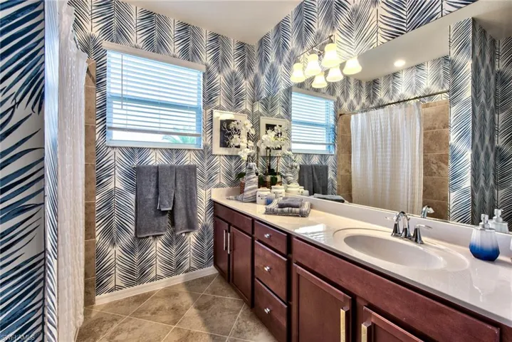 2612 Blossom Way, Naples, Florida 34120