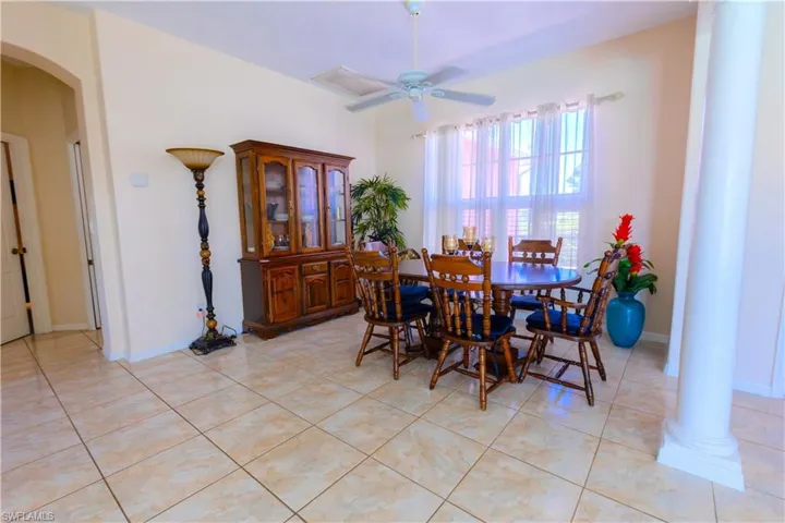 1414 Sw 18th St, Cape Coral, Florida 33991