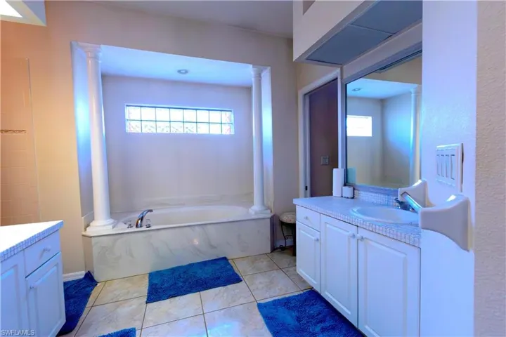 1414 Sw 18th St, Cape Coral, Florida 33991