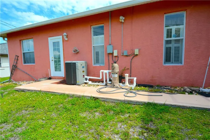 1414 Sw 18th St, Cape Coral, Florida 33991