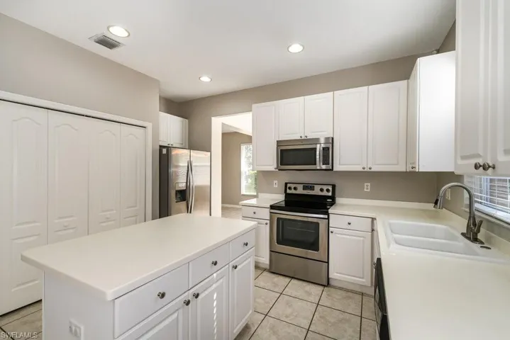 8976 Cypress Preserve Pl, Fort Myers, Florida 33912
