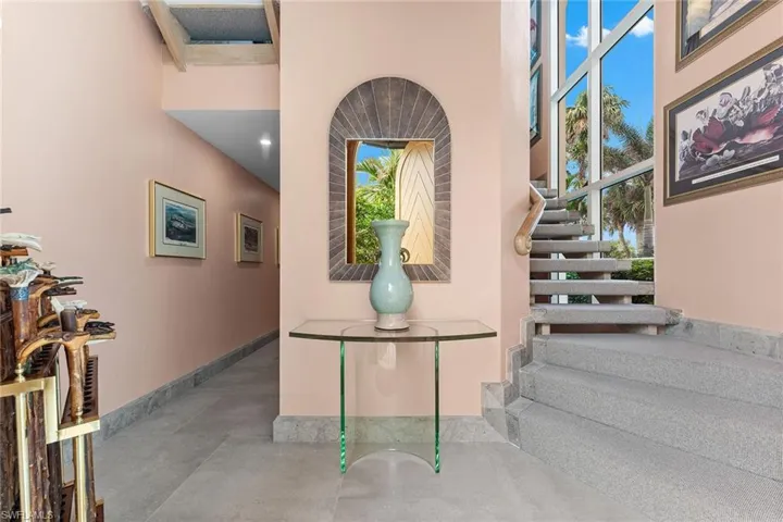 15  Casa Mar  LN, Naples, FL 34103