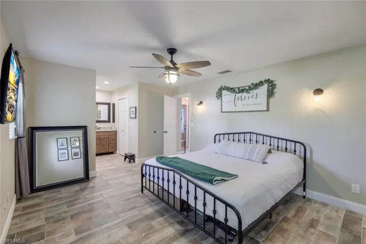 11340  Deal  RD, North Fort Myers, FL 33917