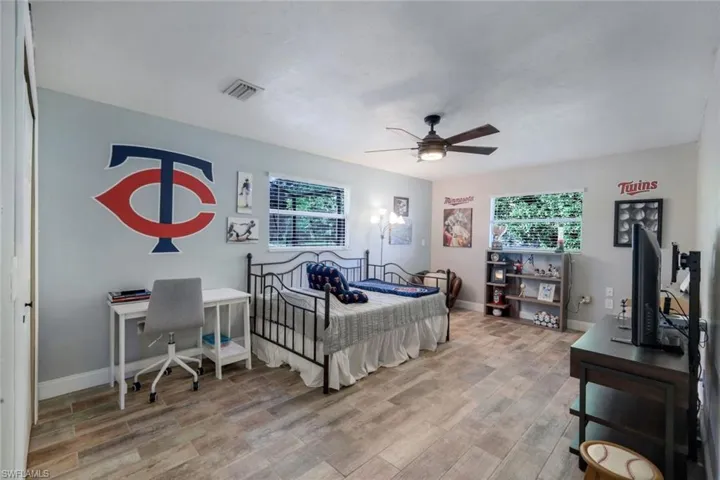 11340  Deal  RD, North Fort Myers, FL 33917