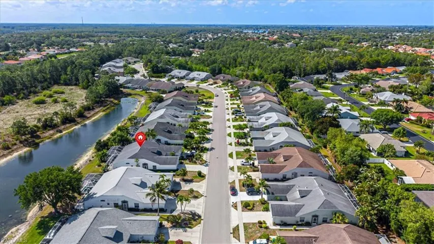 5446 Whitten Dr 19, Naples, Florida 34104