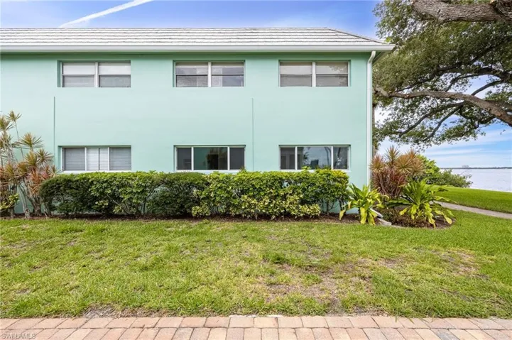 3225 E Riverside Dr 51e, Fort Myers, Florida 33916